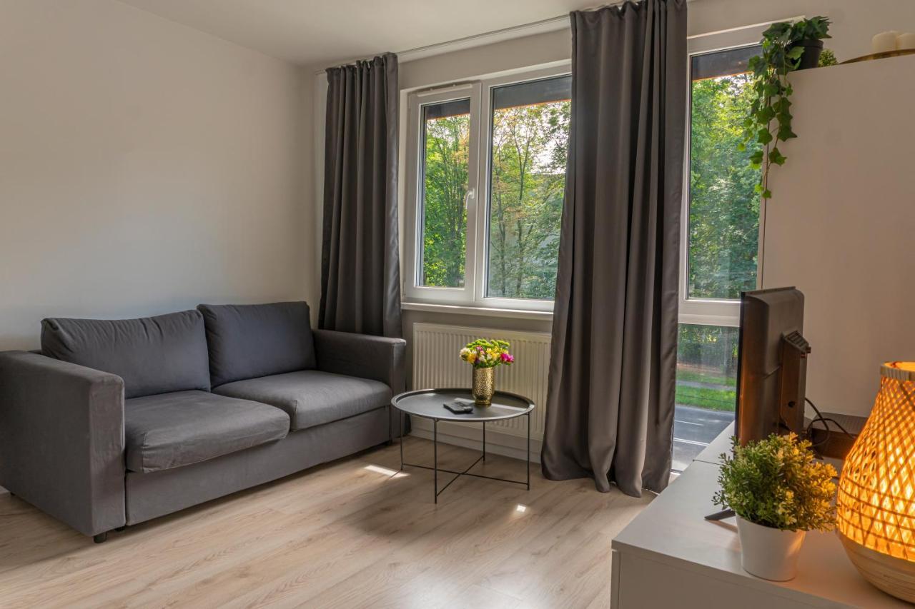 Batorego 18: White Oasis near Metro and National Park Warsaw Exterior photo